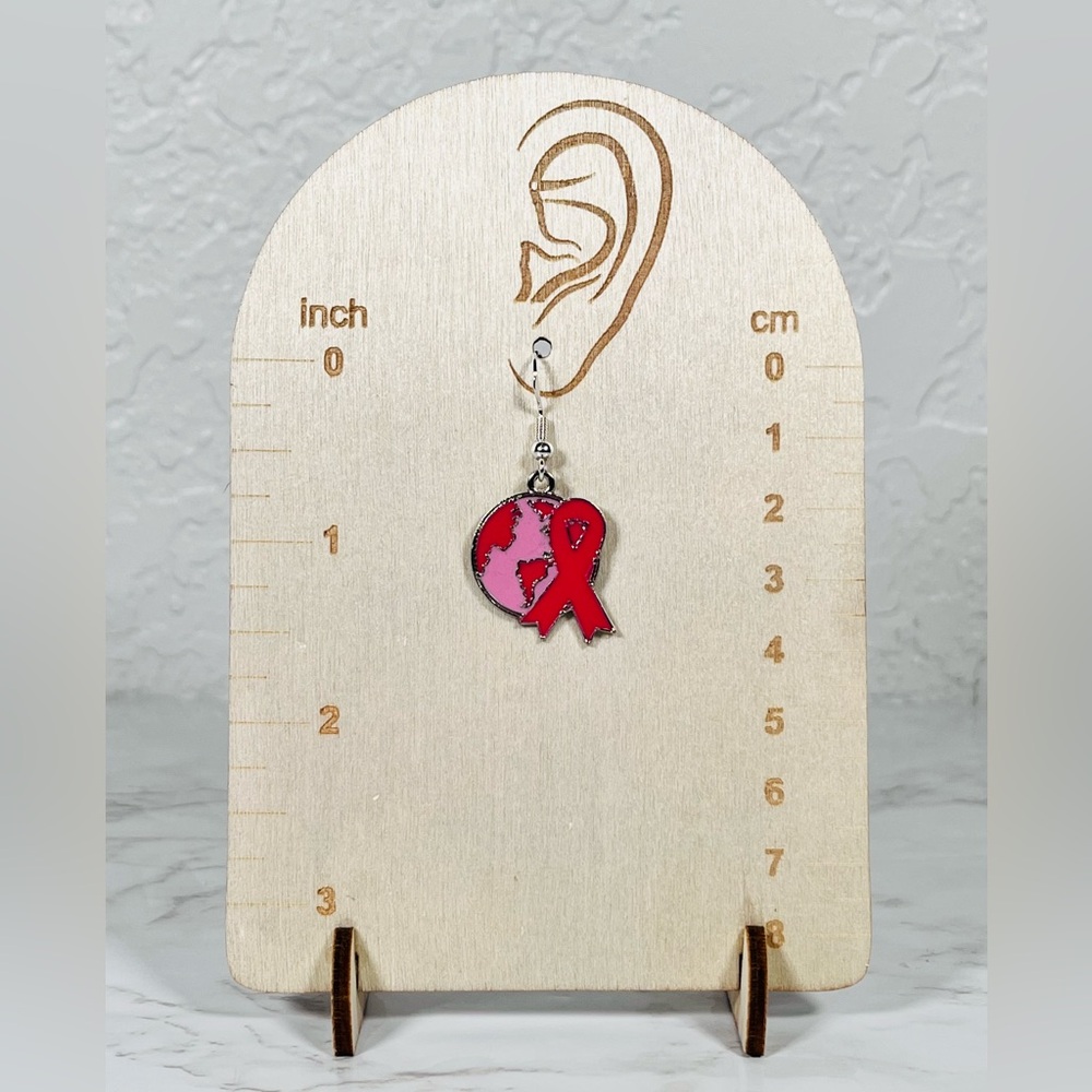Ribbon World Earrings - Picture 5 of 8